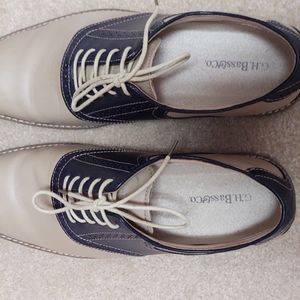 Mens size 11 Bass shoes blue and tan